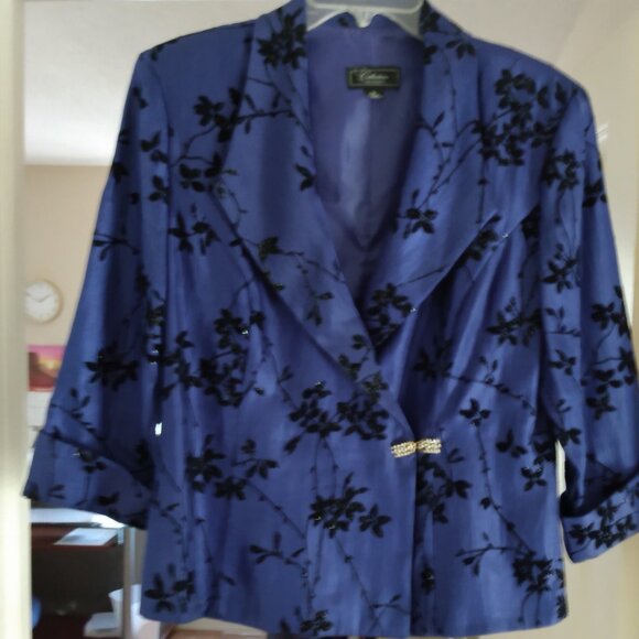 LADIES DRESS JACKET - only $10 AND discounted shipping!! - Picture 4 of 6
